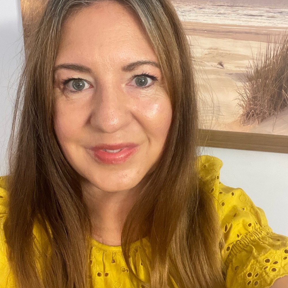 Meet your Posher, Dana